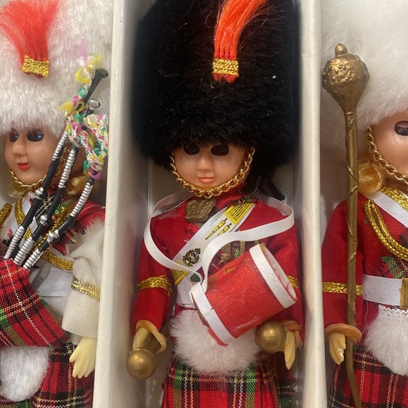 Lot of 3 Highland Parade Scottish Souvenir Dolls Collection  Sleepy Eyes NWOT - Picture 4 of 9